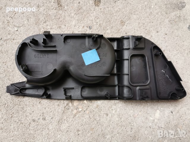 Интериорна поставка за чаши за Пежо 307 , снимка 2 - Части - 44369046