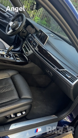 BMW 750 Уникат, Full, Massage, Bower & Wilkins, снимка 14 - Автомобили и джипове - 51710626