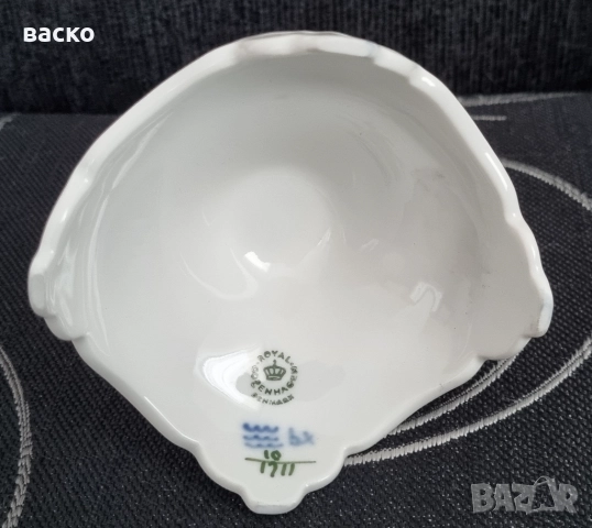 Royal copenhagen порцеланов свещник 1964 год, снимка 2 - Антикварни и старинни предмети - 51936347