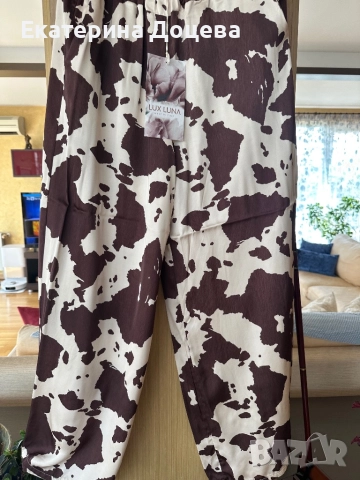 Сет сатен-панталон и топ, снимка 3 - Комплекти - 51674529