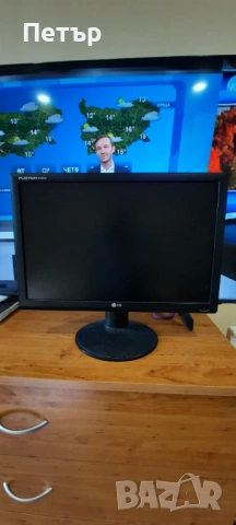 Монитор LG 19, снимка 4 - Монитори - 53311231