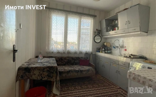 Триетажна къща подходяща за инвестиция – №7696, снимка 14 - Къщи - 52142835