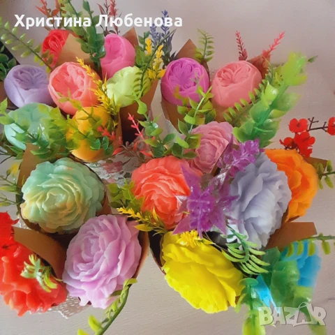 Букети от глицеринов сапун , снимка 10 - Декорация за дома - 51375042