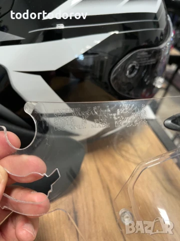 Визьор с Плака против изпотяване PINLOCK за каска ARAI, снимка 3 - Аксесоари и консумативи - 51138802