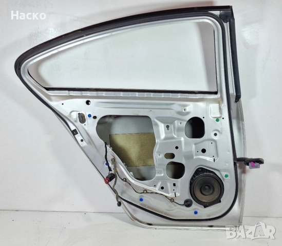 Задна Лява Врата Opel Insignia Хечбек / Седан Опел Инсигниа 2008г-2017г, снимка 2 - Части - 53754449