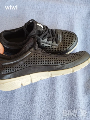 Летни ecco номер 40.