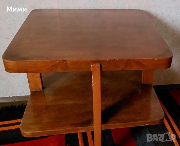 Ретро масичка от масив