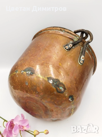 Голямо холандско медно , ковано котле, снимка 6 - Антикварни и старинни предмети - 51570392