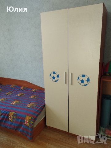 Двукрилен гардероб+бюро подарък, снимка 1