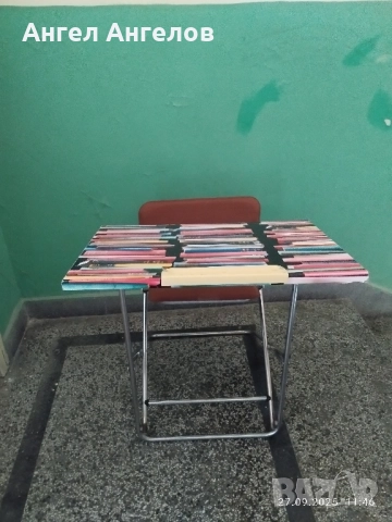 Продавам сгъваемо ученическо бюро., снимка 2 - Други стоки за дома - 51862716