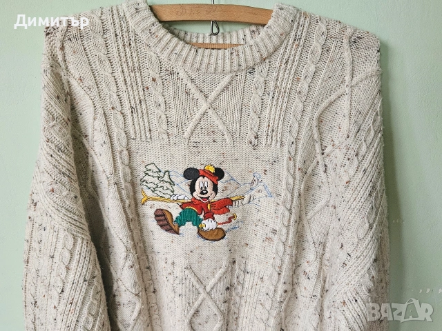 Mickey Mouse пуловер Disney L/XL ембродерия pullover , снимка 2 - Пуловери - 53491716