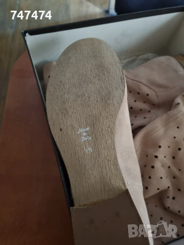 Естествен велур, SISLEY, 39 номер, нови, снимка 3 - Дамски боти - 51356095