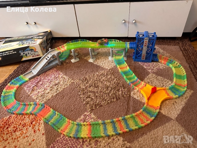 Светеща писта с количка, снимка 3 - Коли, камиони, мотори, писти - 52583146