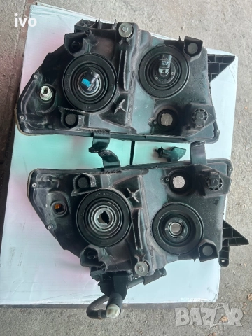 преден капак Тойота Секвоя-Тундра, снимка 6 - Части - 49392871