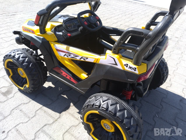 SAFARI двуместен акумулаторен джип JAKARTA 4x4 жълт, снимка 4 - Други - 53849456