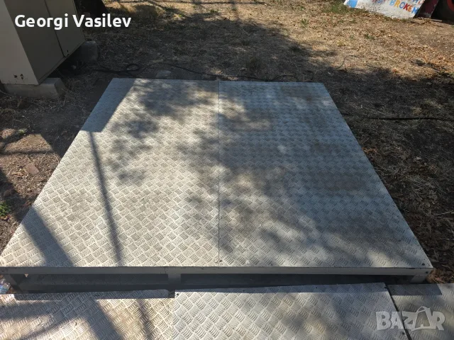 🛠️ Подиумни платформи с рифелована ламарина – 2бр. 2x2м, 1бр. 4x2м, снимка 2 - Тенекеджийски услуги - 56155927