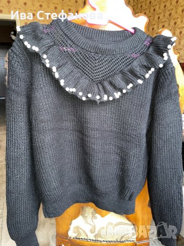 Кокетен елегантен  черен пуловер с перли , снимка 3 - Блузи с дълъг ръкав и пуловери - 38749652