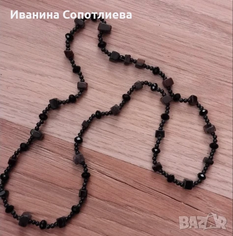 Бижута различни видове и цветове , снимка 6 - Колиета, медальони, синджири - 51230696