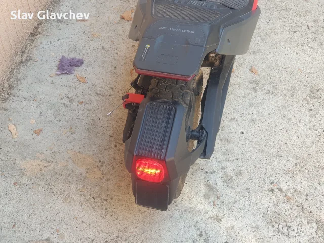 електрически скутер SEGWAY Kick Scooter ZT3 Pro- КАТО НОВ гаранция  до май 2027г, снимка 10 - Велосипеди - 56151105