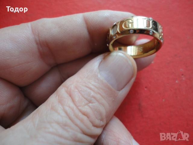 Пръстен Guess с камъни, снимка 4 - Пръстени - 53047056