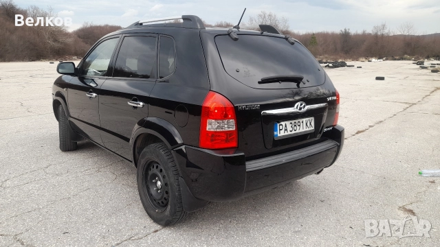 Hyundai Tucson Газ/Бензин, снимка 4 - Автомобили и джипове - 52979043