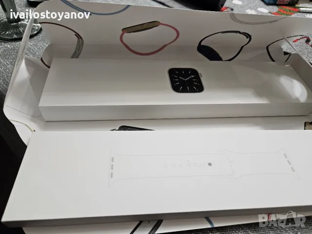 Apple  I Watch 6 40 mm, снимка 5 - Apple iPhone - 48562601