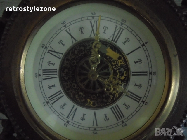 № 8250 Стар механичен настолен часовник  , снимка 3 - Антикварни и старинни предмети - 51638490