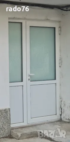 Продавам бяла алуминиева входна врата и PVC прозорец, снимка 2 - Входни врати - 56004677