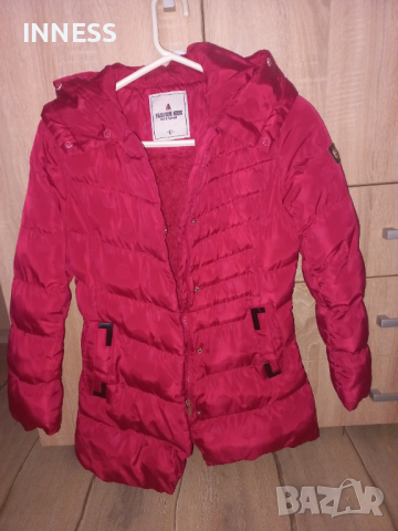 Червено зимно яке, снимка 4 - Детски якета и елеци - 44667383