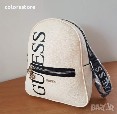 Бяла раница  Guess код SG102E, снимка 3 - Раници - 32128714