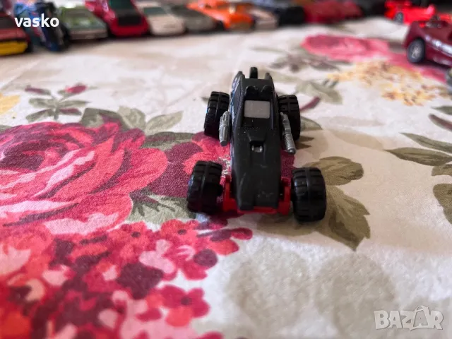 Hot wheels нов, снимка 2 - Колекции - 49390171