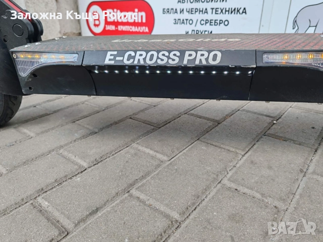 Eлектрическа тротинетка Urbanglide E-CROSS PRO , снимка 3 - Други спортове - 52884375
