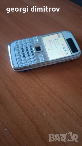 Nokia E72