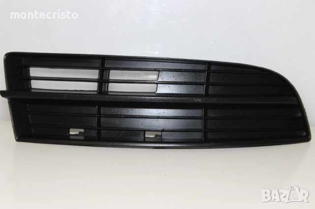 Дясна решетка предна броня VW Touran (2003-2006г 1T0853666 1T08536669B9 розетка халоген фар за мъгла
