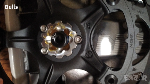 шосейни и гравел карбонови курбели, снимка 10 - Части за велосипеди - 53725815