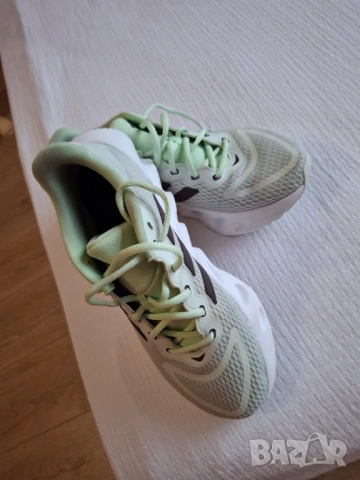 Оригинални маратонки Адидас, номер 38, 15 евро