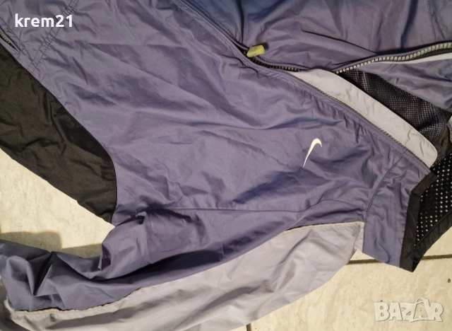 Nike мъжка ветровка номер Л, снимка 5 - Спортни дрехи, екипи - 52636140