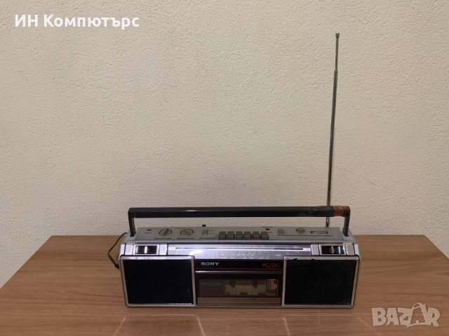 Продавам радиокасетофон Sony CFS-240L, снимка 2 - Радиокасетофони, транзистори - 51705464