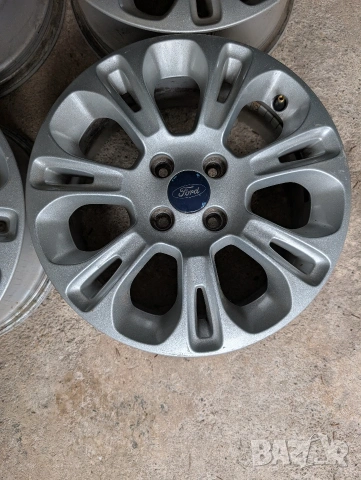Оригинални алуминиеви джанти Форд 15/4×108, снимка 2 - Гуми и джанти - 53519898