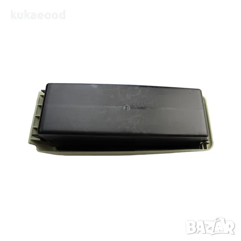 Централна конзола на Mercedes E-Class W124, снимка 4 - Части - 56224836
