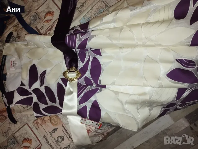 Официална рокля, снимка 3 - Детски рокли и поли - 47455850