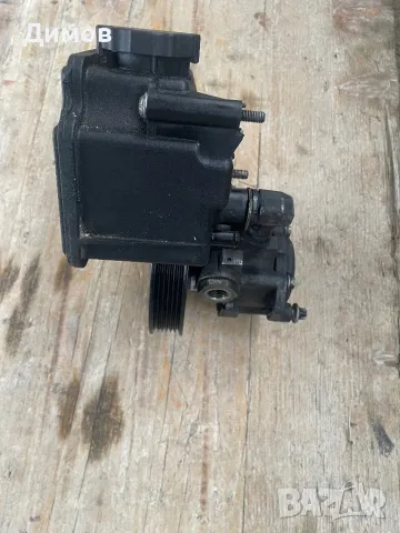 хидравлична помпа за Мерцедес w221, снимка 2 - Автомобили и джипове - 48185780