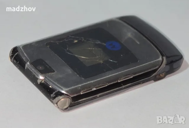Motorola RAZR V3, снимка 3 - Резервни части за телефони - 56163111