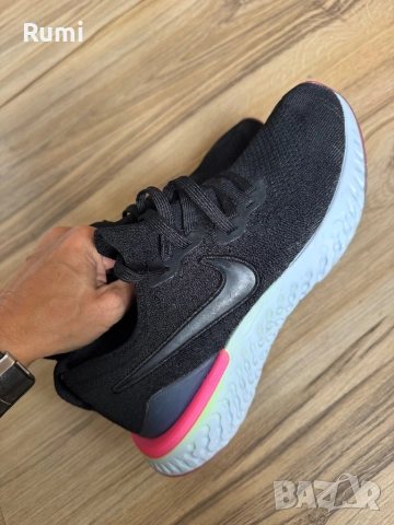 Оригинални спортни маратонки React Flyknit 2! 41 н, снимка 10 - Маратонки - 48489624