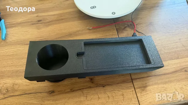 BMW E46 Безжично зарядно + Cup Holder — 12V, снимка 7 - Аксесоари и консумативи - 56243944