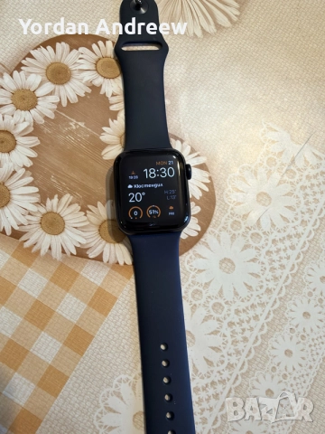 Apple Watch SE 3 GPS 40mm 2025 , снимка 5 - Аксесоари за Apple - 56369004