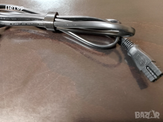 Продавам зарядно от запалката на колата, снимка 2 - Аксесоари и консумативи - 52939016