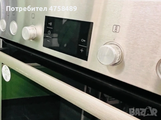 Висококачествена фурна за вграждане Bosch модел HEG73B450. 