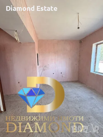 Двуетажна къща в село Узунджово, обл. Хасково, снимка 12 - Къщи - 56255846