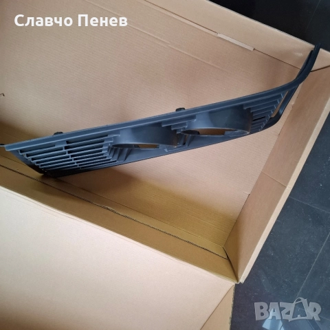 Решетка декоративна дясна за BMW E21 (от 06.75до 10,82), снимка 4 - Части - 52306337